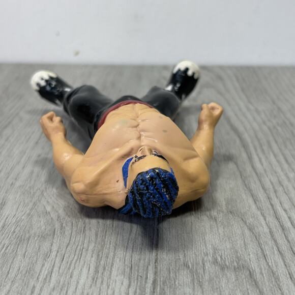 1992 CMLL Vampiro wrestling figure loose - Picture 5 of 6